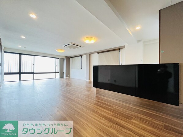 ハイウッド栄の物件内観写真